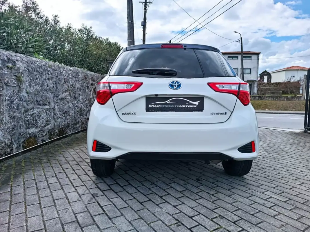 Toyota Yaris 2019 - 18750 EUR, 53000 km - AUTO.MOTO.pt - 53000km - foto 5 de 16