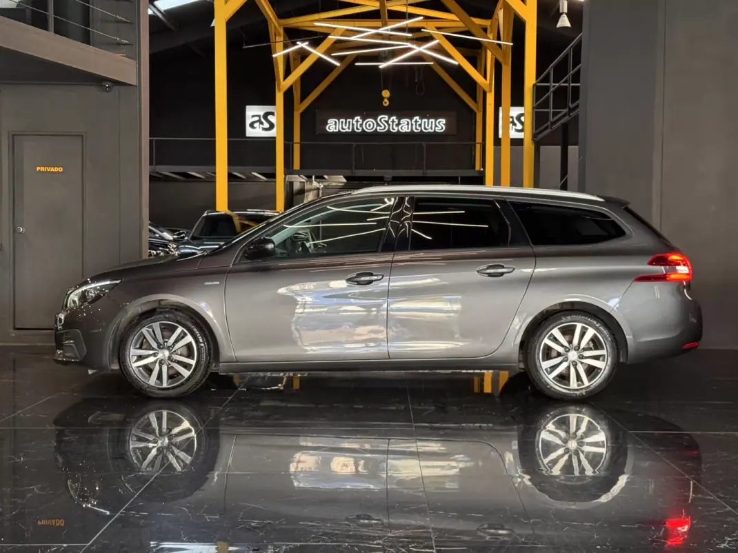 Peugeot 308 SW 2021 - 12990 EUR, 186800 km - 186800km - foto 4 de 25