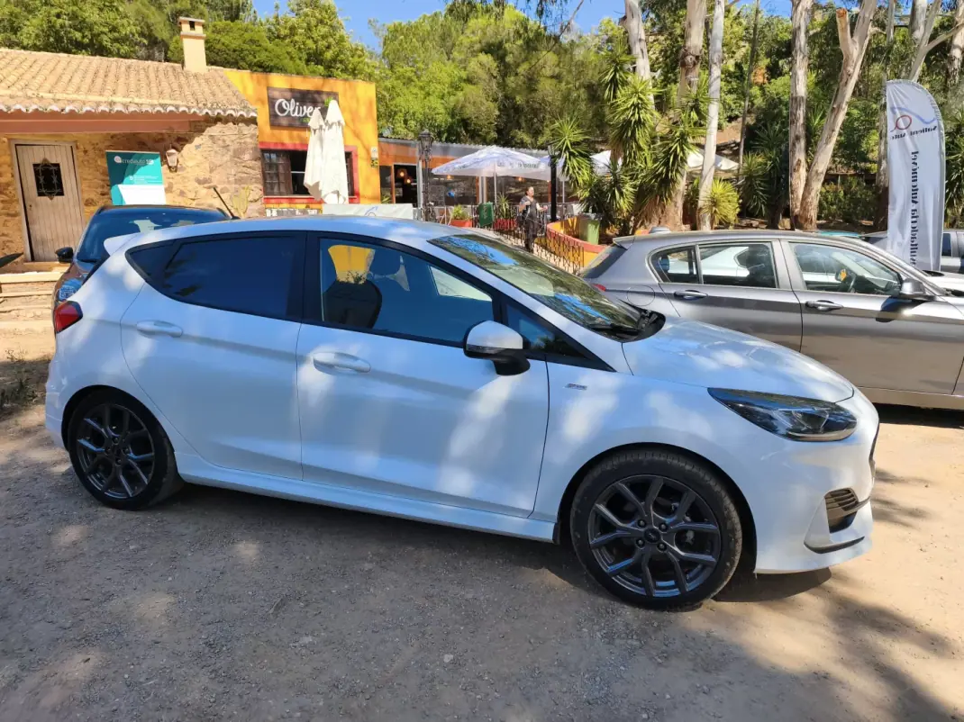 Ford Fiesta 2022 - 15750 EUR, 84525 km - AUTO.MOTO.pt - 84525km - foto 3 de 14