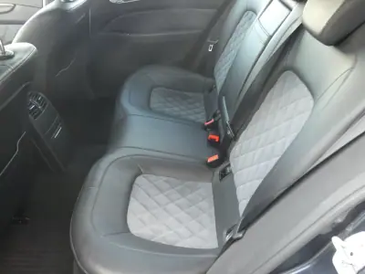 Mercedes-Benz CLS 250 2015 - 22500 EUR, 278000 km - AUTO.MOTO.pt - 278000km - foto 14 de 42