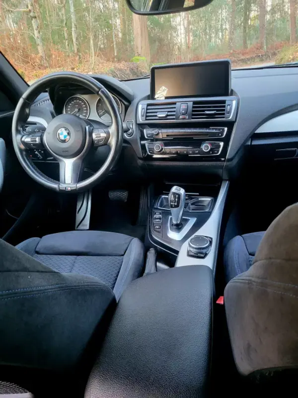 BMW 120 2015 - 20990 EUR, 157100 km - AUTO.MOTO.pt - 157100km - foto 23 de 31