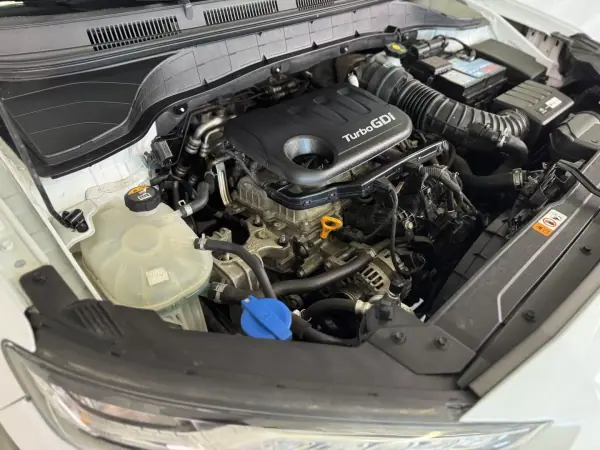 Hyundai Kauai 2019 - 15450 EUR, 78421 km - AUTO.MOTO.pt - 78421km - foto 8 de 37
