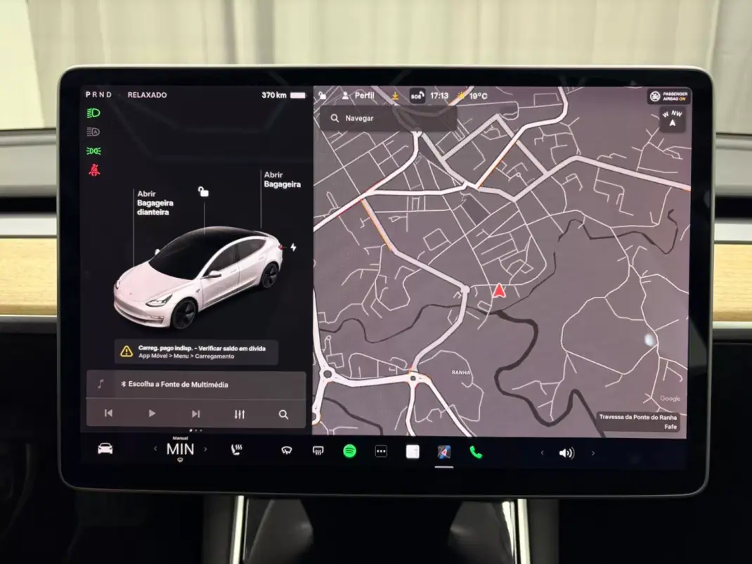 Tesla Model 3 2020 - 19500 EUR, 175000 km - AUTO.MOTO.pt - 175000km - foto 12 de 19