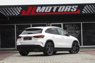 Mercedes-Benz GLA 180 2021 - 41900 EUR, 54000 km - AUTO.MOTO.pt - 54000km - foto 28 de 29