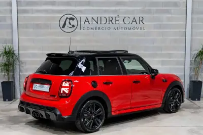 MINI 5 Portas 2021 - 26950 EUR, 34244 km - AUTO.MOTO.pt - 34244km - foto 7 de 52
