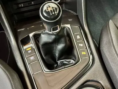 Volkswagen Tiguan 2017 - 17750 EUR, 120000 km - AUTO.MOTO.pt - 120000km - foto 33 de 50