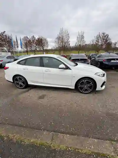 BMW 218 Gran Coupé 2022 - 28000 EUR, 37000 km - AUTO.MOTO.pt - 37000km - foto 4 de 7
