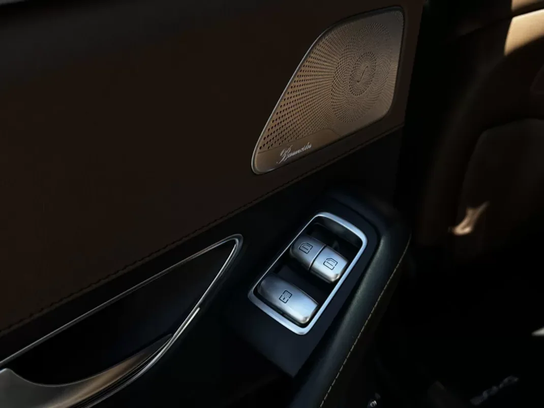 Mercedes-Benz S 400 2018 - 49990 EUR, 227000 km - AUTO.MOTO.pt - 227000km - foto 28 de 47