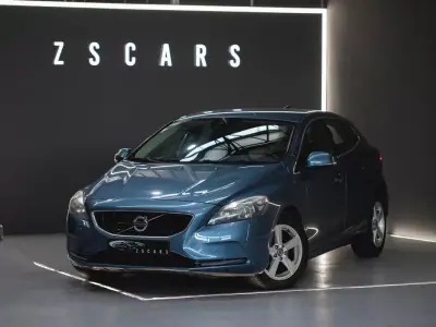 Volvo V40 2012 — foto 4 de 22