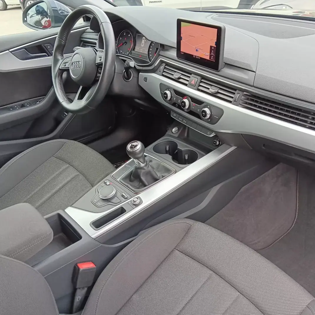 Audi A5 Sportback 2018 - 25900 EUR, 113660 km - AUTO.MOTO.pt - 113660km - foto 21 de 41