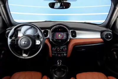MINI Cooper 2023 - 32500 EUR, 31145 km - AUTO.MOTO.pt - 31145km - foto 6 de 17