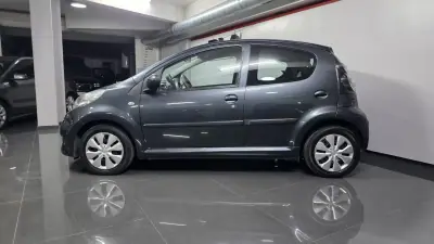 Citroën C1 2011 - 8990 EUR, 112000 km - AUTO.MOTO.pt - 112000km - foto 2 de 21