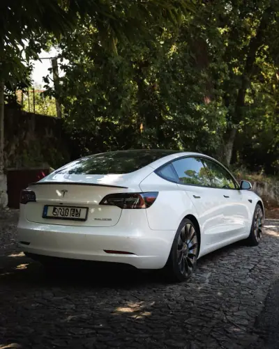Tesla Model 3 2021 - 127000km