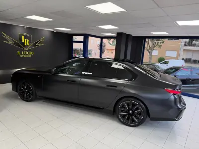 BMW i7 2024 - 87000 EUR, 39183 km - 39183km - foto 14 de 53