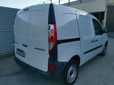 Renault Kangoo dCi 2019 - 10500 EUR, 164400 km - AUTO.MOTO.pt - 164400km - foto 3 de 8