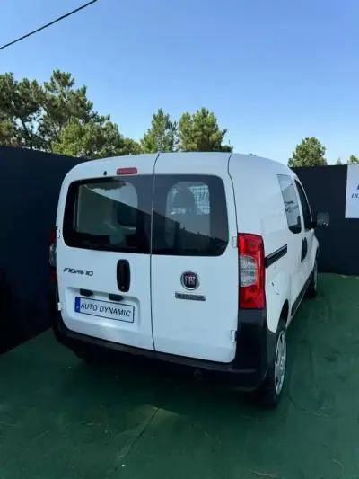 Fiat Fiorino 2021 - 13900 EUR, 147200 km - AUTO.MOTO.pt - 147200km - foto 8 de 10