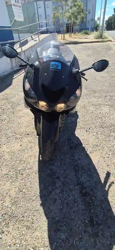 Kawasaki ZZR1400 2008 - 7000 EUR, 18200 km - foto 5 de 6