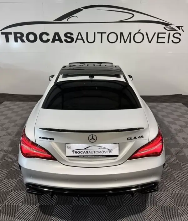 Mercedes-Benz CLA 45 AMG 2018 - 36900 EUR, 127350 km - AUTO.MOTO.pt - 127350km - foto 25 de 32