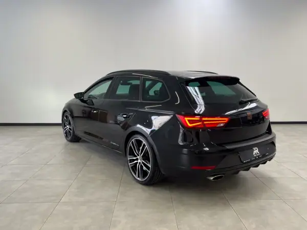 SEAT Leon ST 2019 - 27900 EUR, 87000 km - AUTO.MOTO.pt - 87000km - foto 5 de 23