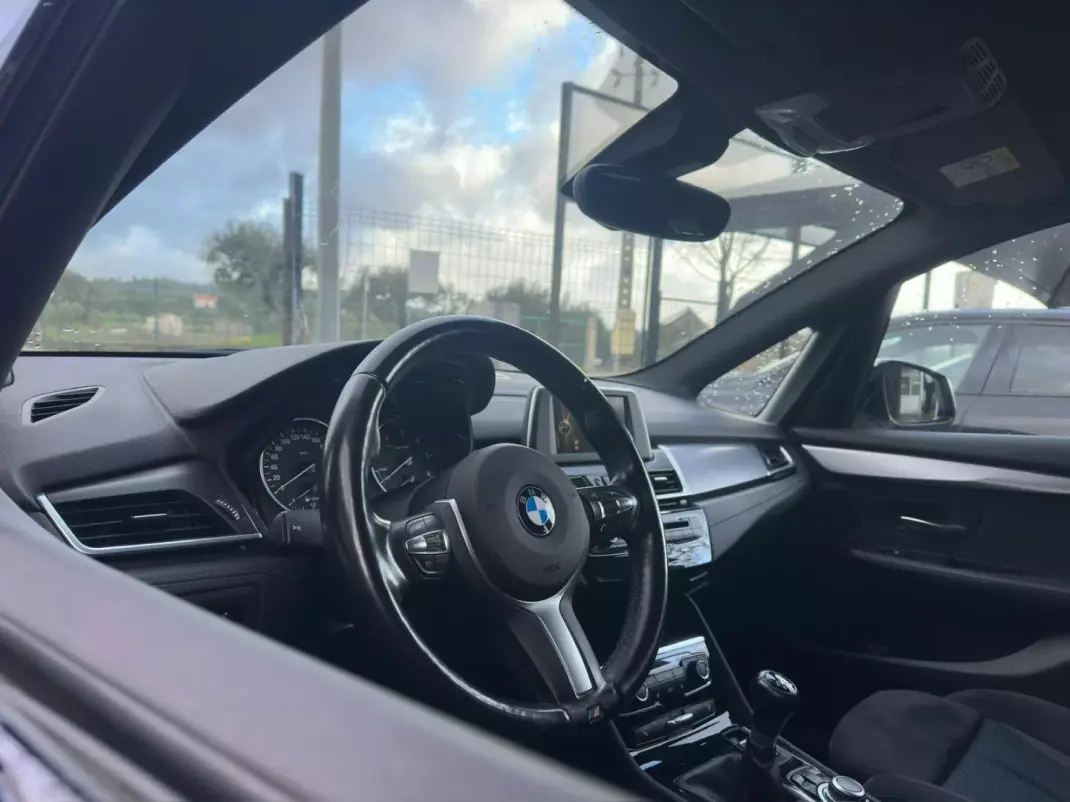 BMW 218 Active Tourer 2015 - 18900 EUR, 130000 km - AUTO.MOTO.pt - 130000km - foto 9 de 25