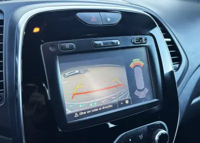 Renault Captur 2018 - 13950 EUR, 119000 km - AUTO.MOTO.pt - 119000km - foto 35 de 42