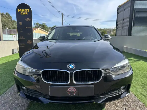 BMW 320 2013 - 12900 EUR, 228000 km - AUTO.MOTO.pt - 228000km - foto 8 de 57
