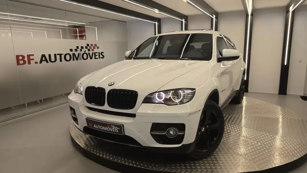 BMW X6 2008 - 25900 EUR, 157944 km - AUTO.MOTO.pt - 157944km - foto 18 de 54