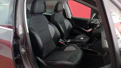 Peugeot 2008 2016 - 13750 EUR, 44423 km - AUTO.MOTO.pt - 44423km - foto 46 de 58