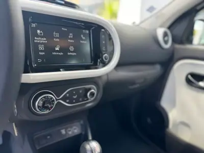 Renault Twingo 2021 - 13900 EUR, 48785 km - AUTO.MOTO.pt - 48785km - foto 7 de 22