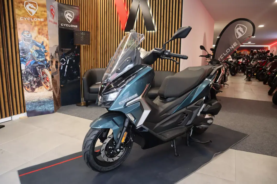 Cyclone RT1 2026 - 2798 EUR, 1 km - foto 1 de 8