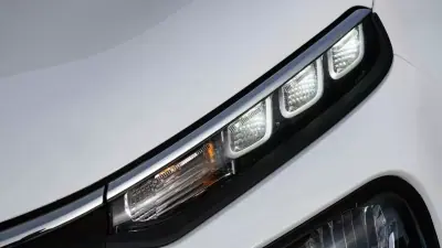Citroën C3 2021 - 10999 EUR, 99000 km - AUTO.MOTO.pt - 99000km - foto 2 de 34