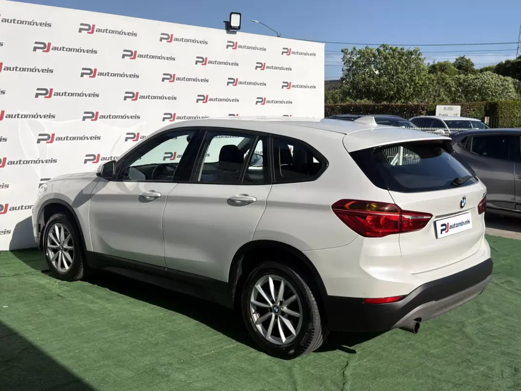 BMW X1 2016 - 16990 EUR, 156000 km - AUTO.MOTO.pt - 156000km - foto 10 de 18