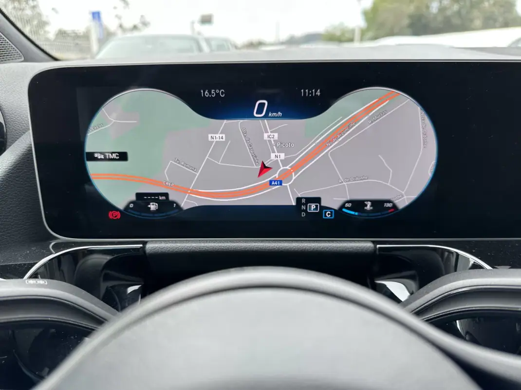 Mercedes-Benz B 180 2019 - 18900 EUR, 160000 km - AUTO.MOTO.pt - 160000km - foto 30 de 47