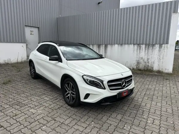 Mercedes-Benz GLA 180 2015 - 18990 EUR, 192000 km - 192000km - foto 3 de 20