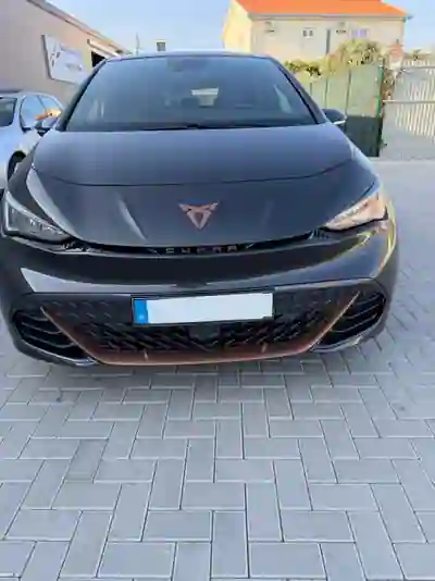 Cupra Born 2022 — foto 5 de 14