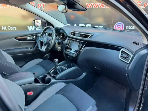 Nissan Qashqai 2020 - 20900 EUR, 73588 km - AUTO.MOTO.pt - 73588km - foto 11 de 16