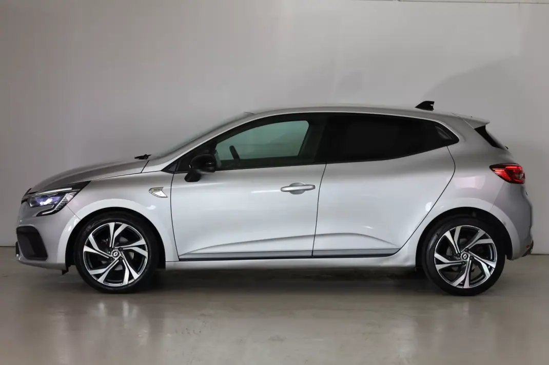 Renault Clio 2023 - 15950 EUR, 52147 km - AUTO.MOTO.pt - 52147km - foto 3 de 45