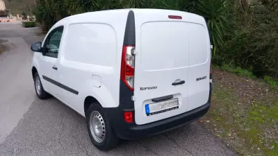 Renault Kangoo 2021 - 19500 EUR, 92500 km - AUTO.MOTO.pt - 92500km - foto 12 de 17