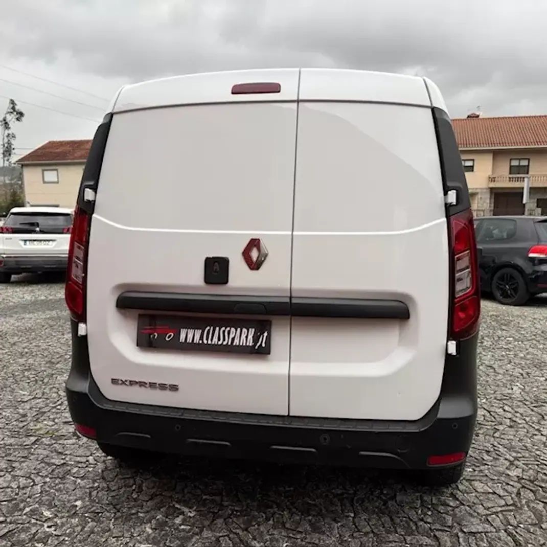 Renault EXPRESS 1.5 DCI 95 COMFORT BLUE VAN 2022 - 11500 EUR, 171000 km - AUTO.MOTO.pt - 171000km - foto 10 de 14