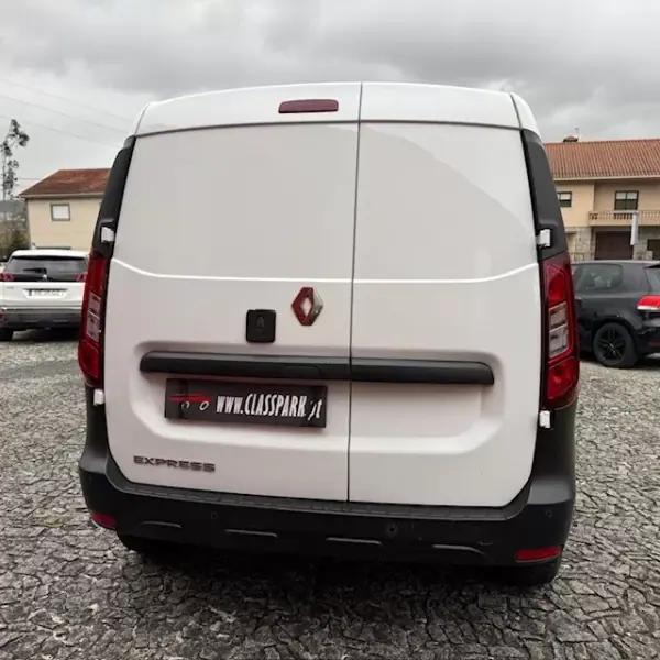 Renault EXPRESS 1.5 DCI 95 COMFORT BLUE VAN 2022 - 11500 EUR, 171000 km - AUTO.MOTO.pt - 171000km - foto 10 de 14