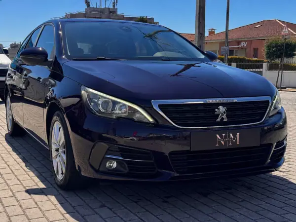 Peugeot 308 SW 2018 - 9990 EUR, 210000 km - AUTO.MOTO.pt - 210000km - foto 5 de 17