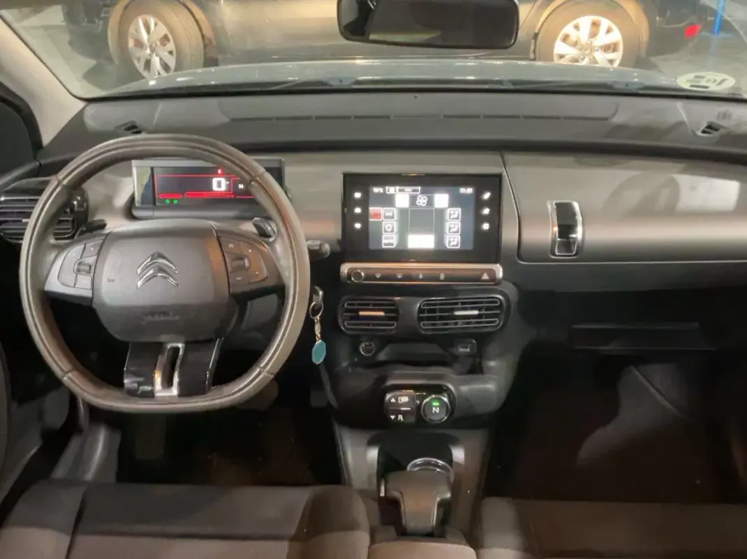 Citroën C4 Cactus 2015 - 11490 EUR, 99000 km - AUTO.MOTO.pt - 99000km - foto 2 de 3