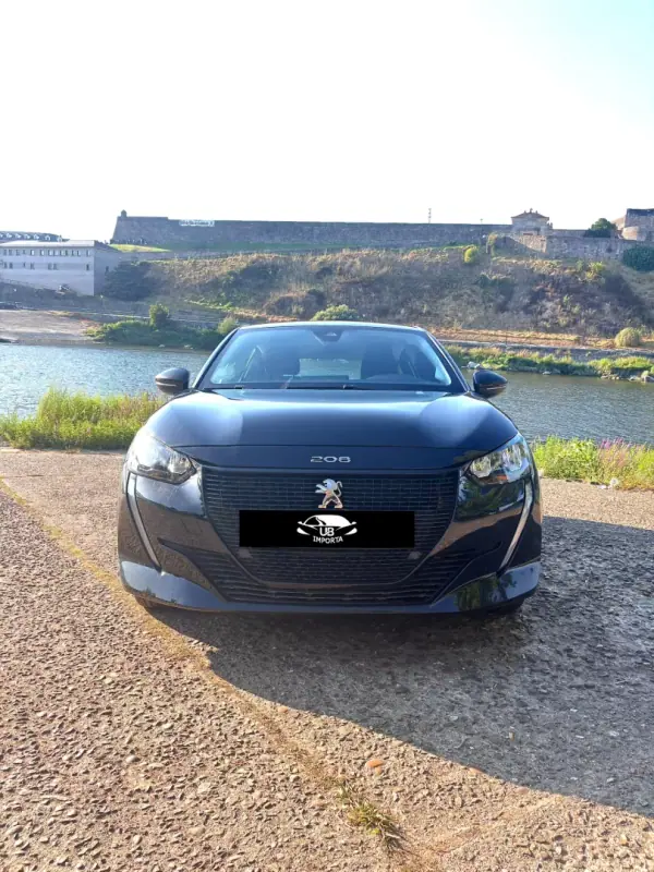 Peugeot e-208 2023 - 16999 EUR, 34754 km - AUTO.MOTO.pt - 34754km - foto 2 de 21