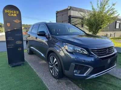 Peugeot 5008 2018 - 14900 EUR, 220000 km - AUTO.MOTO.pt - 220000km - foto 1 de 60