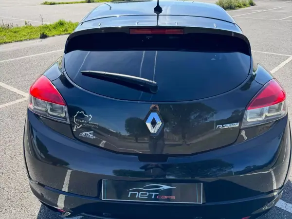 Renault Mégane Coupe 2014 - 23950 EUR, 98000 km - AUTO.MOTO.pt - 98000km - foto 2 de 10