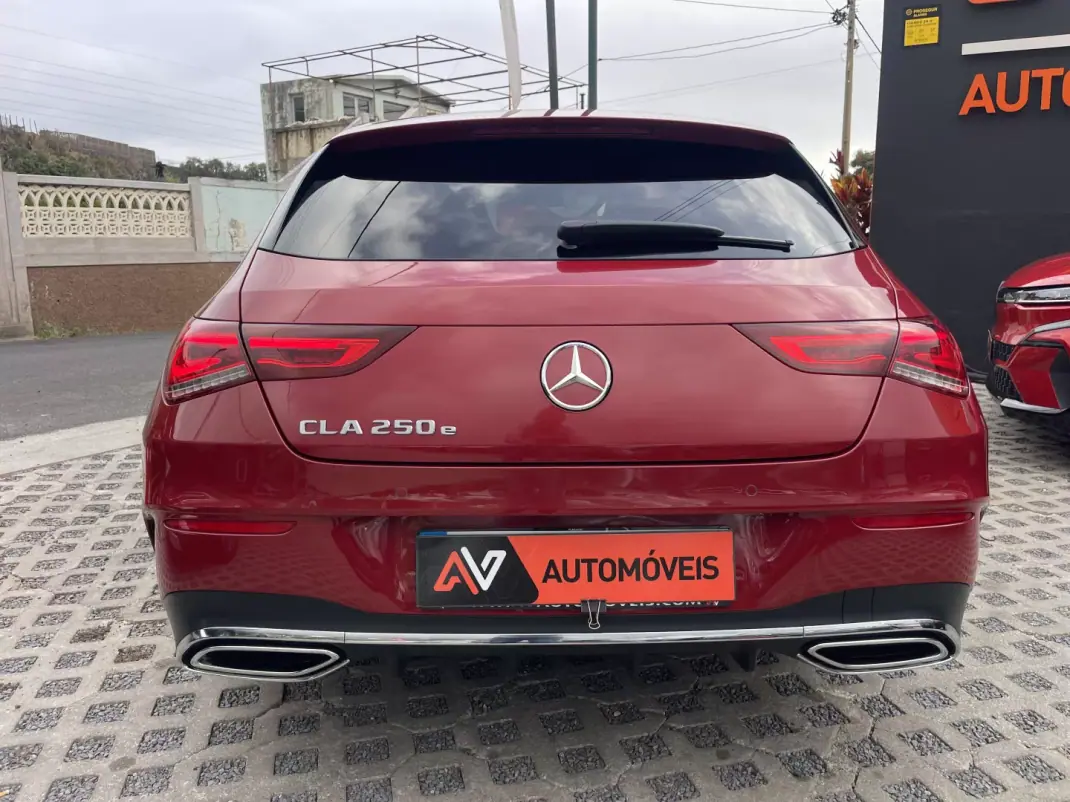 Mercedes-Benz CLA 250 2021 - 30950 EUR, 98675 km - 98675km - foto 6 de 15