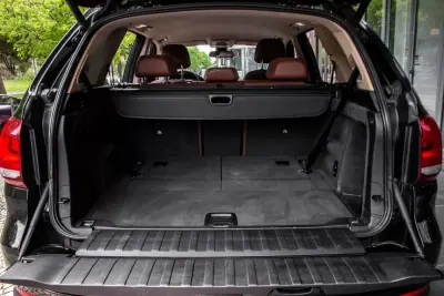 BMW X5 2015 - 27900 EUR, 170106 km - AUTO.MOTO.pt - 170106km - foto 31 de 44