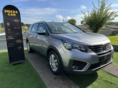 Peugeot 5008 2017 - 200000km