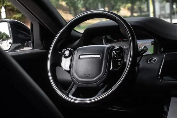Land Rover Range Rover Evoque 2020 - 32990 EUR, 129590 km - 129590km - foto 29 de 38