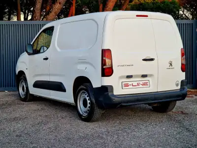 Peugeot PARTNER 1.6 BLUEHDI 100 CVM5 STANDARD ASPHALT 3 LUGARES 2019 - 13990 EUR, 69037 km - AUTO.MOTO.pt - 69037km - foto 7 de 19